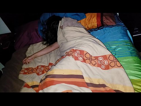 ❤️ Figliastro che rimprovera la sua giovane matrigna mentre lei dorme Video di sesso di qualità al it.pornfuror.ru ️❤